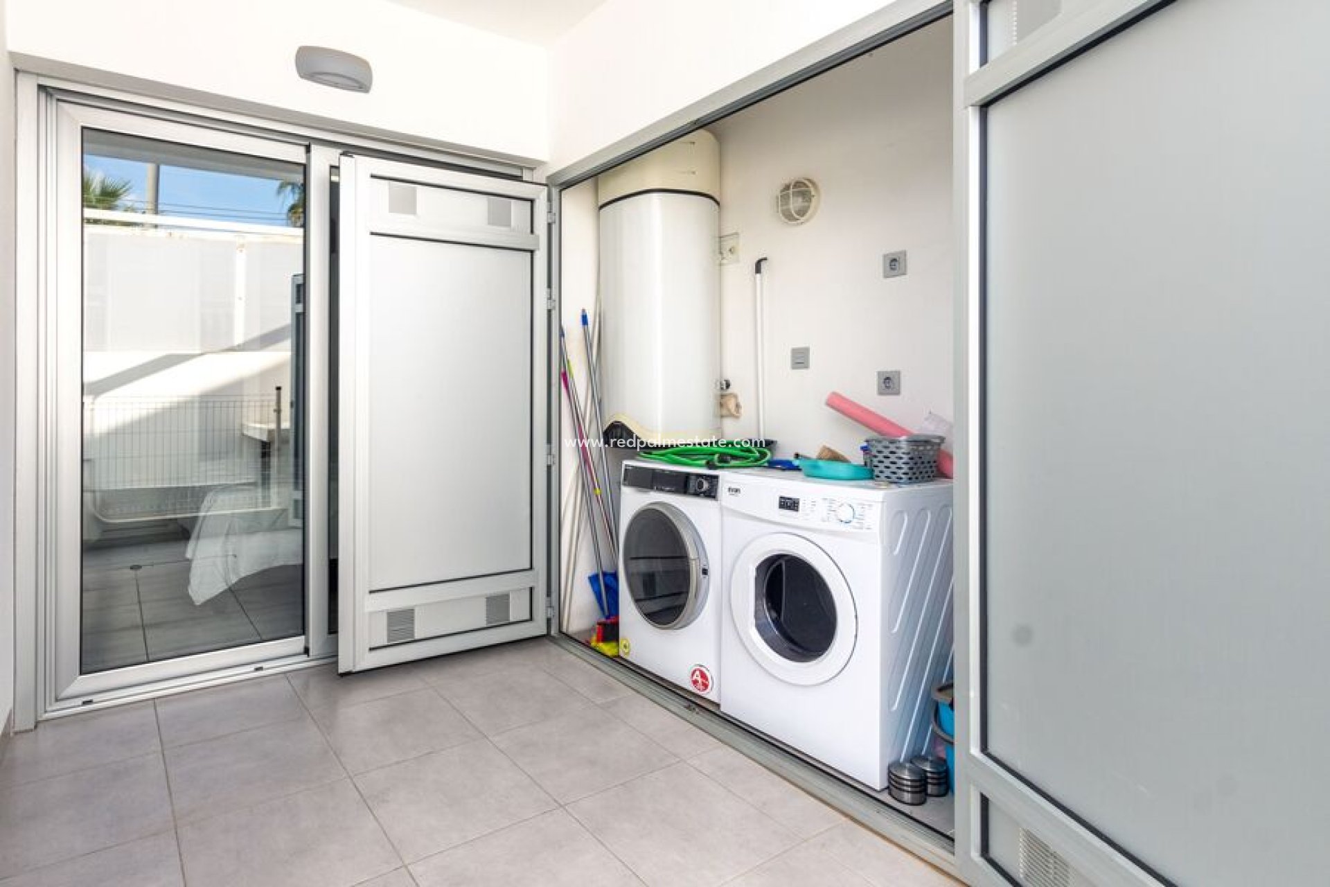 Videresalg - Villa -
Daya Vieja - Costa Blanca