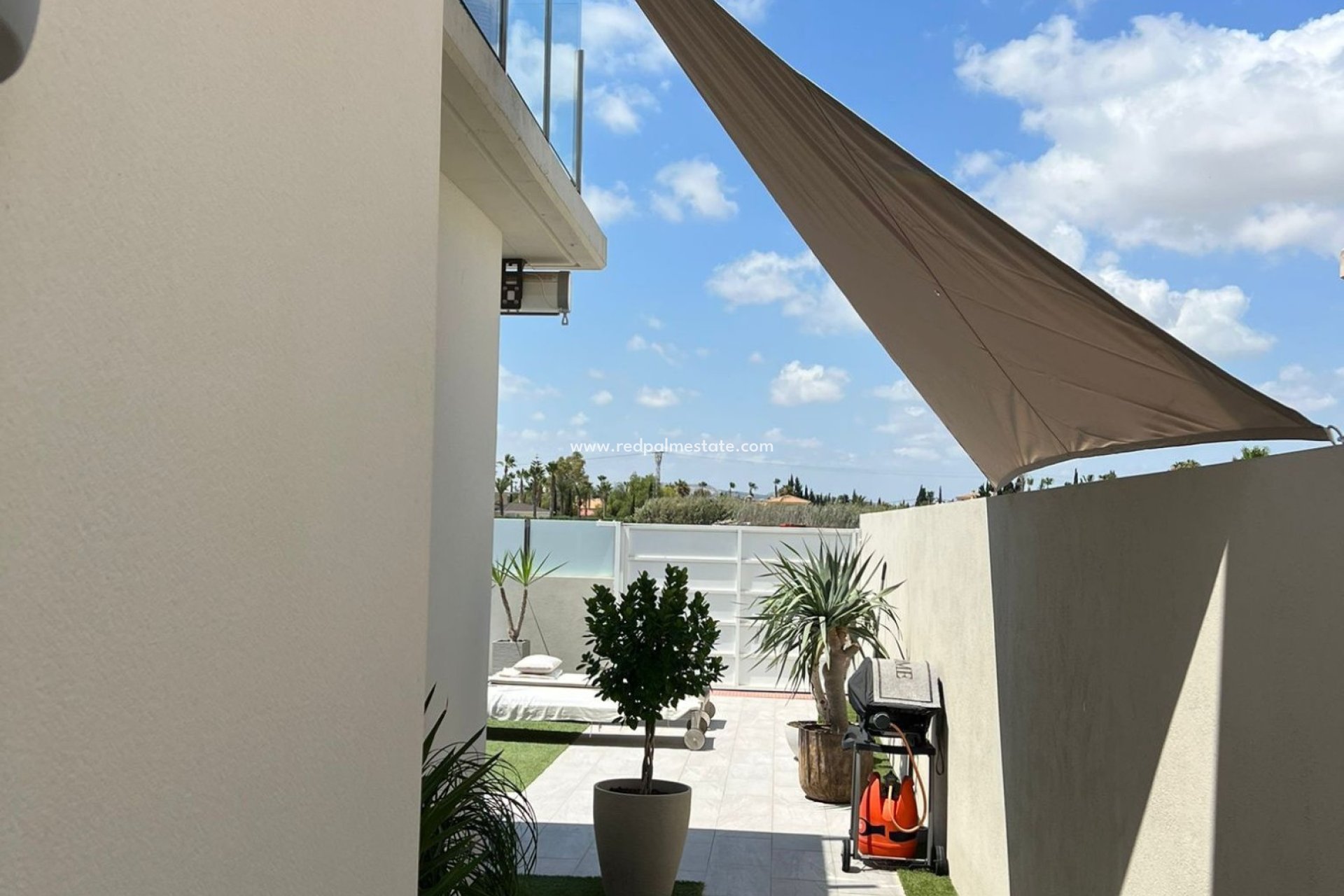 Videresalg - Villa -
Daya Vieja - Costa Blanca