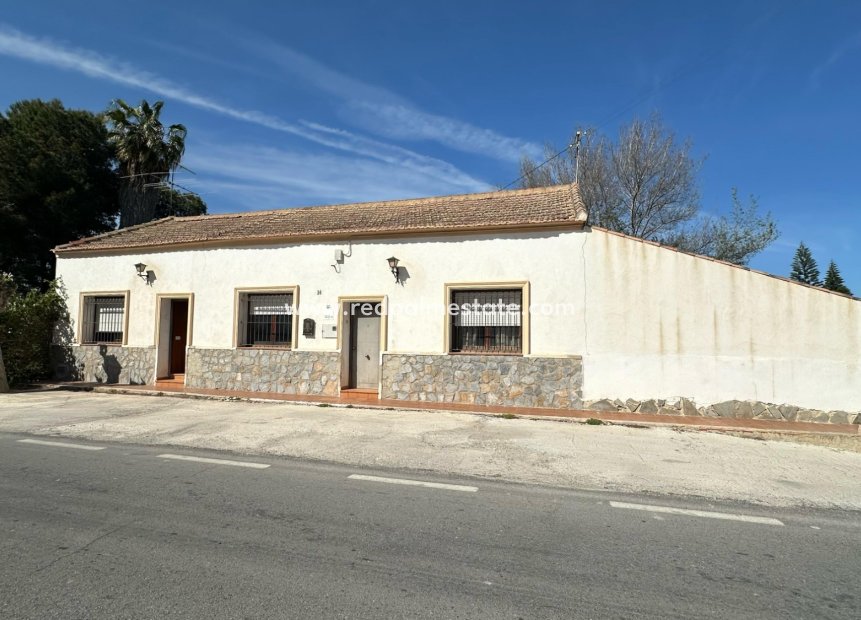 Videresalg - Villa -
Daya Vieja - Heredades
