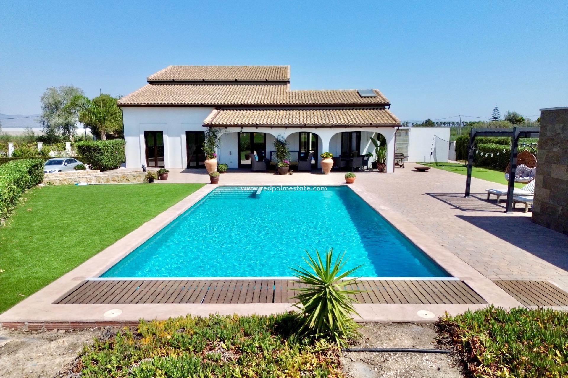 Videresalg - Villa -
Dolores - Comunidad Valenciana