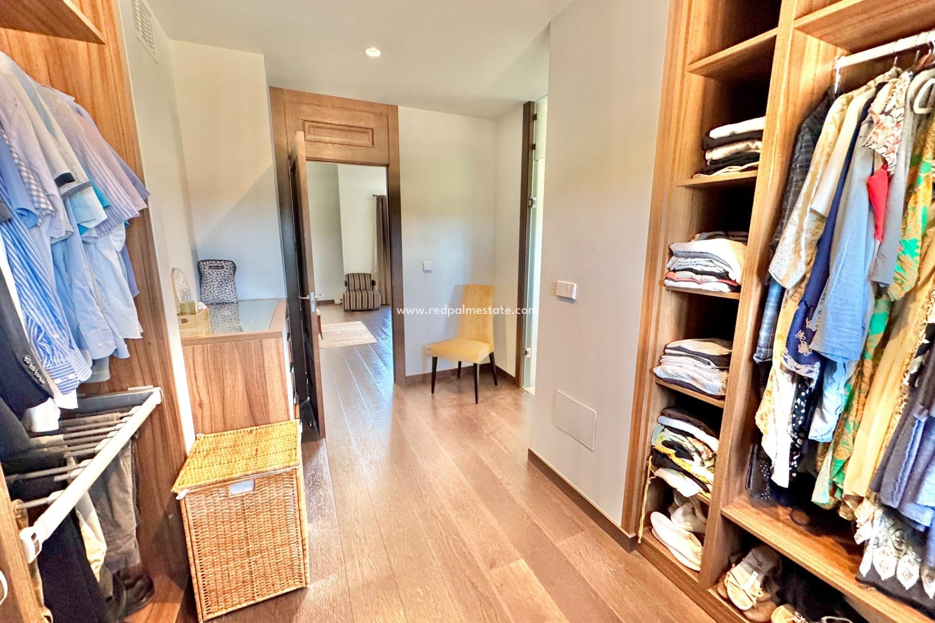 Videresalg - Villa -
Dolores - Comunidad Valenciana