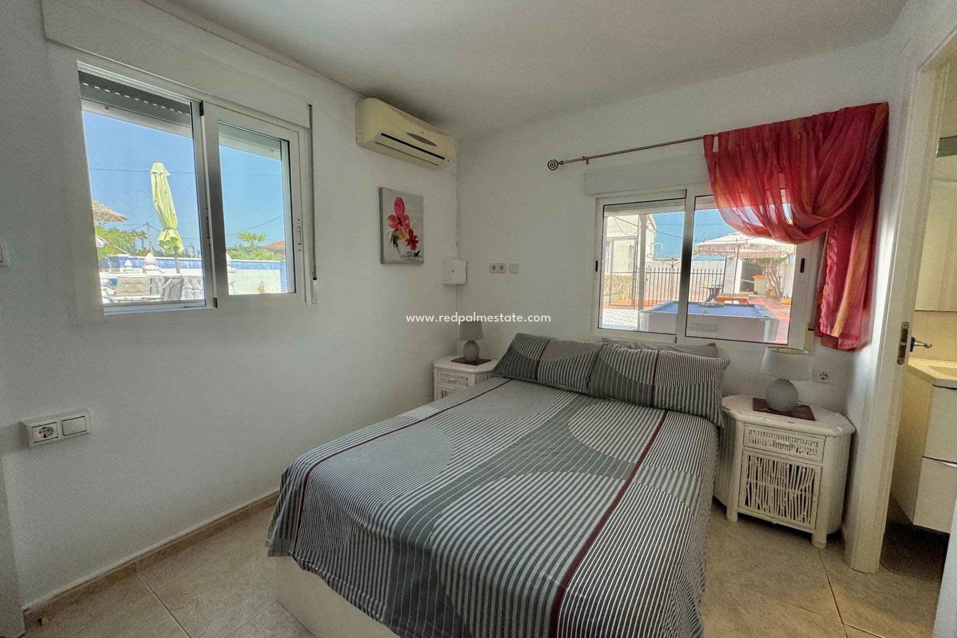 Videresalg - Villa -
Dolores - Comunidad Valenciana