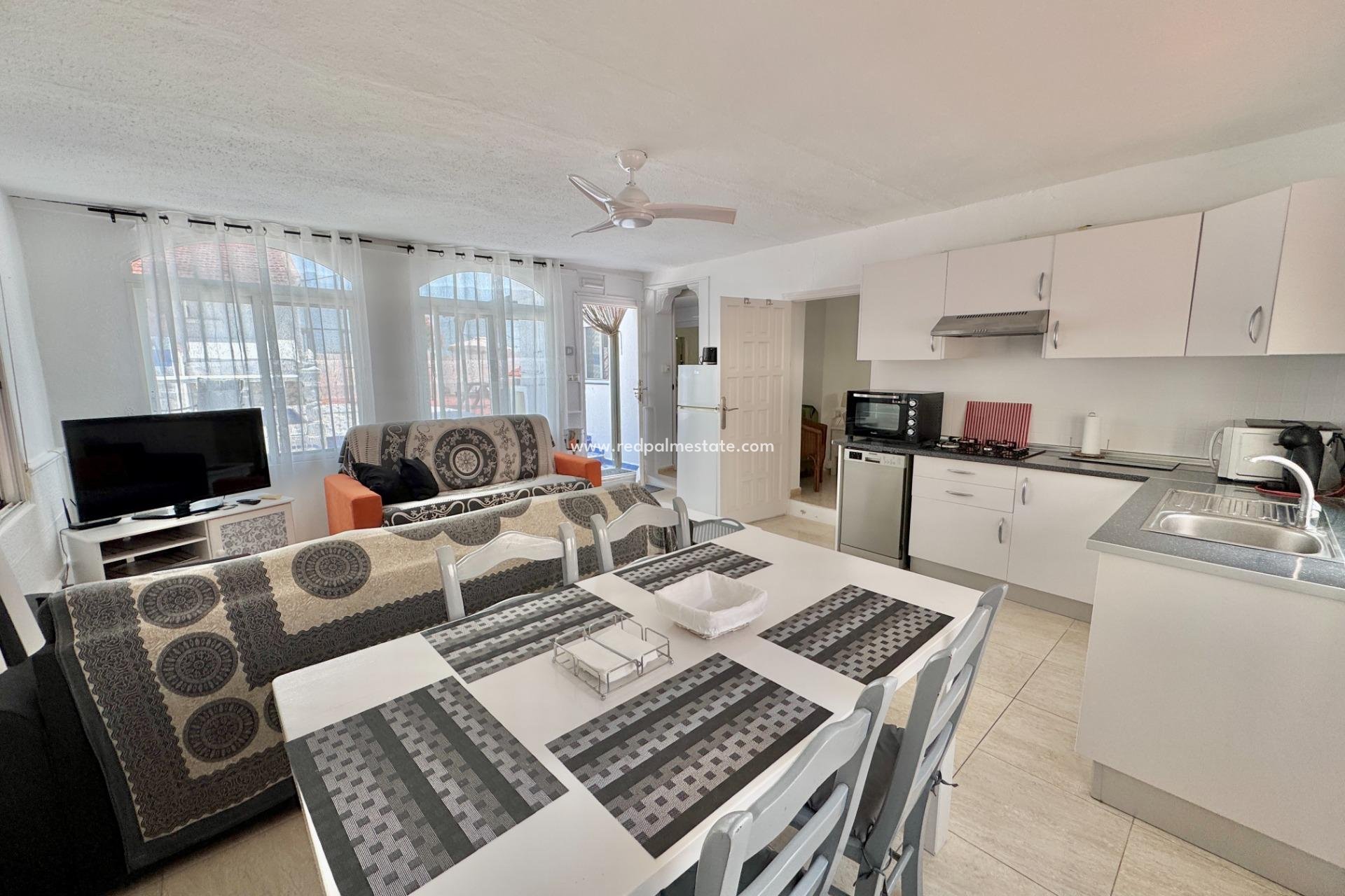 Videresalg - Villa -
Dolores - Comunidad Valenciana