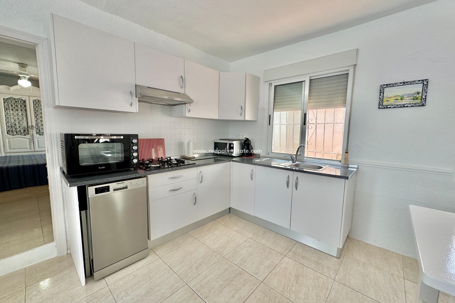 Videresalg - Villa -
Dolores - Comunidad Valenciana