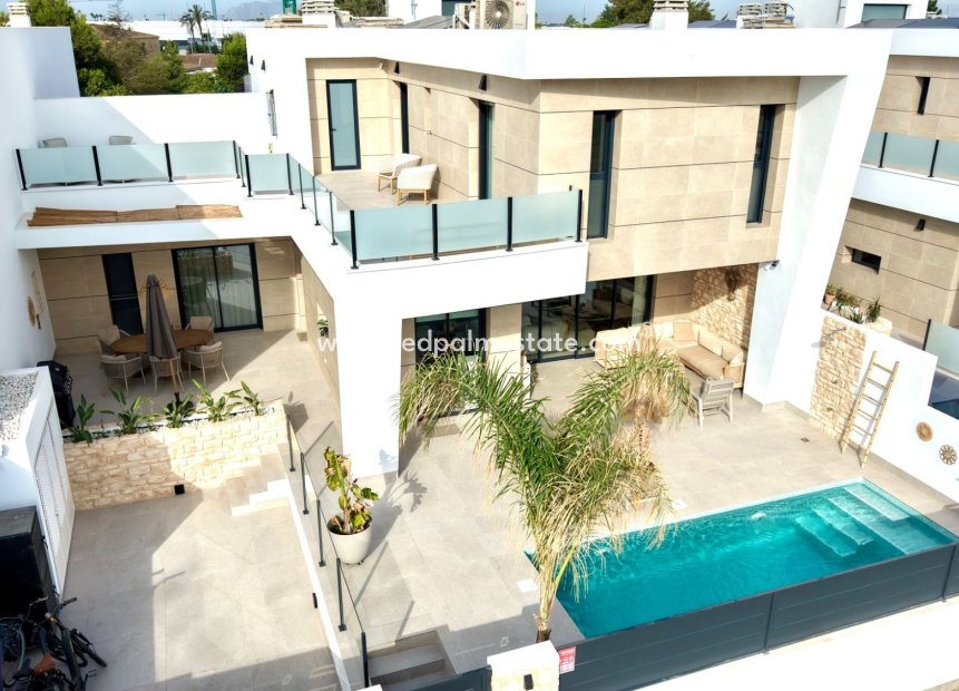 Videresalg - Villa -
Dolores - Costa Blanca