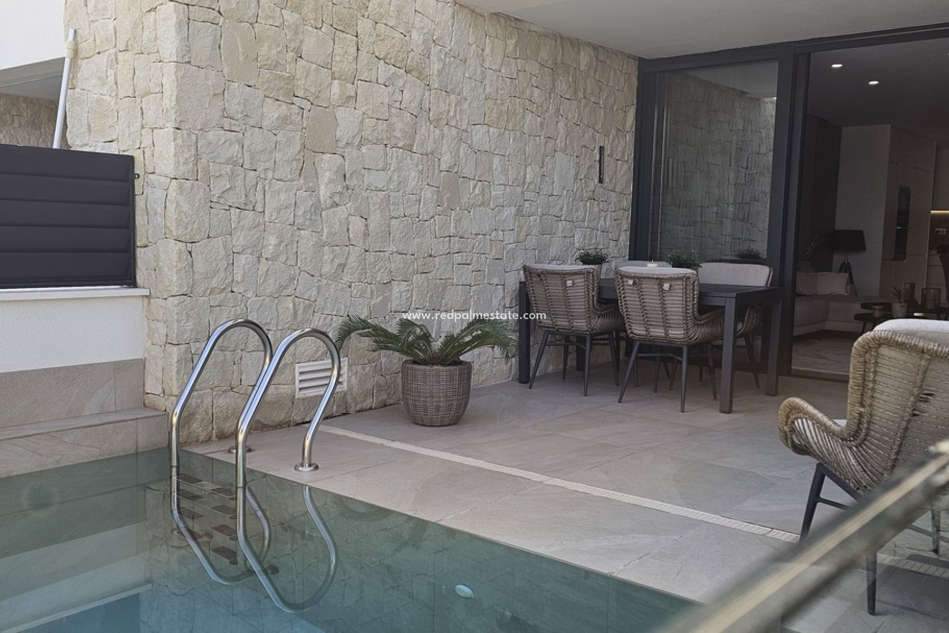 Videresalg - Villa -
Dolores - Sector 4