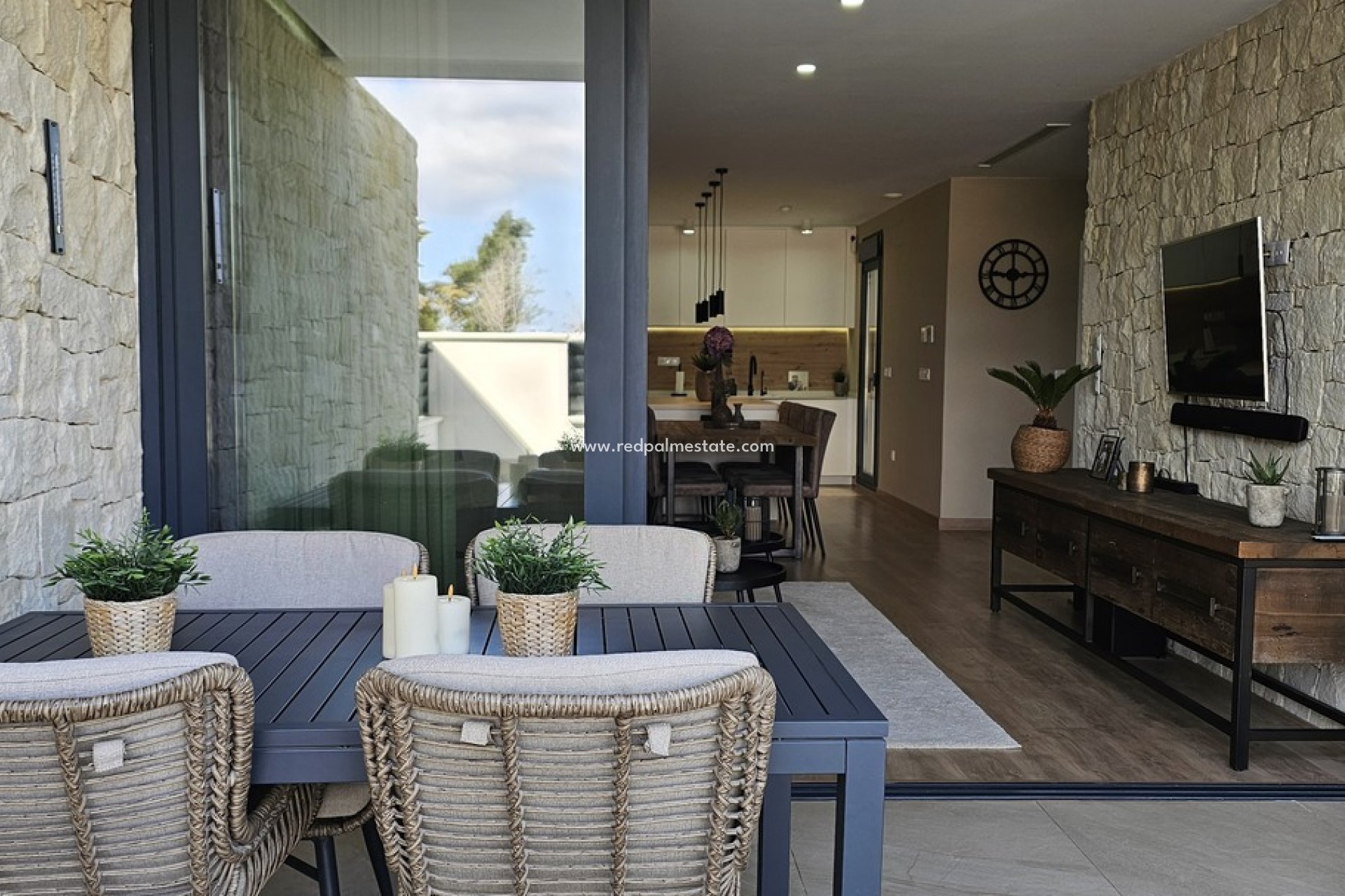 Videresalg - Villa -
Dolores - Sector 4