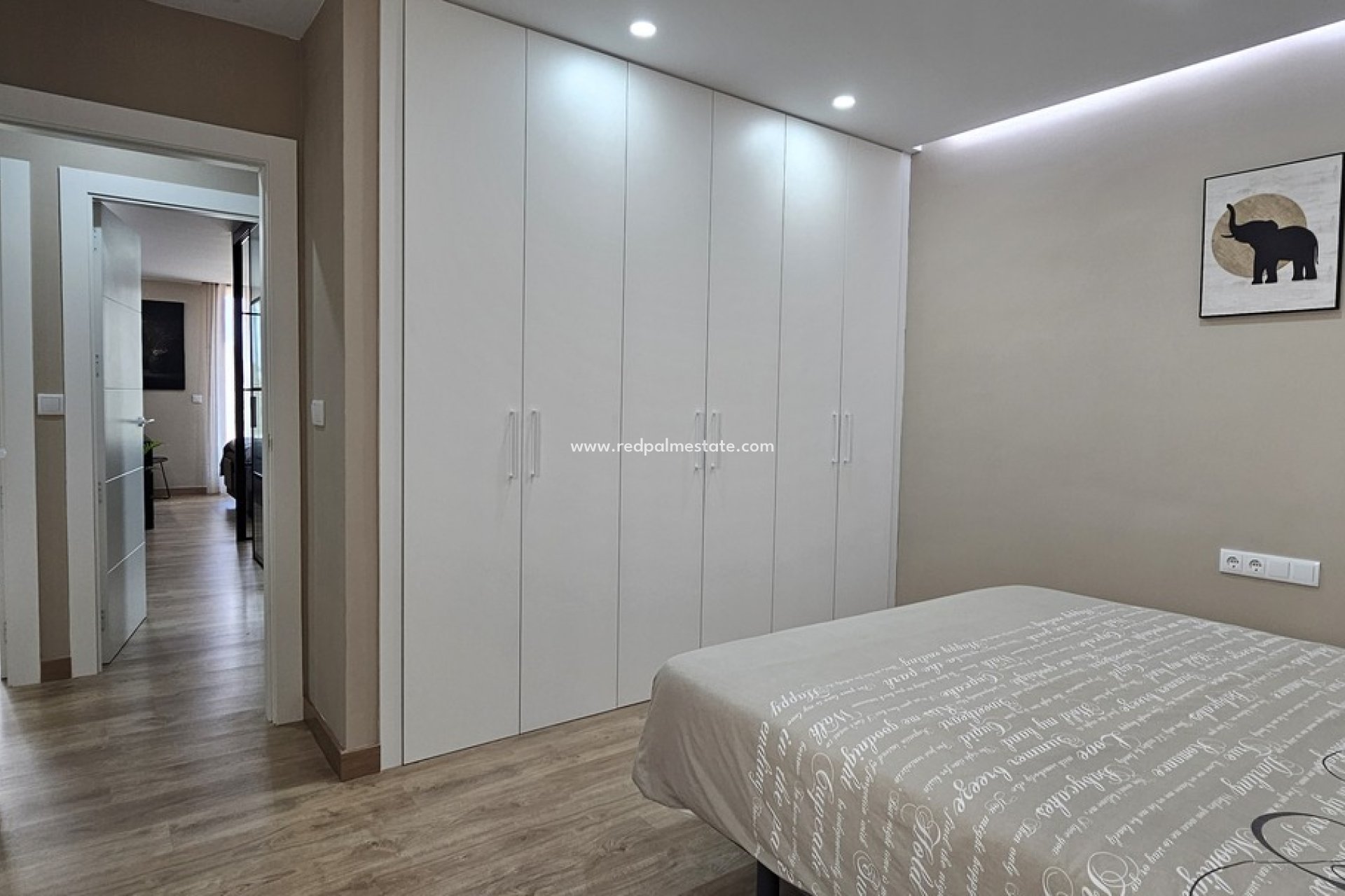 Videresalg - Villa -
Dolores - Sector 4