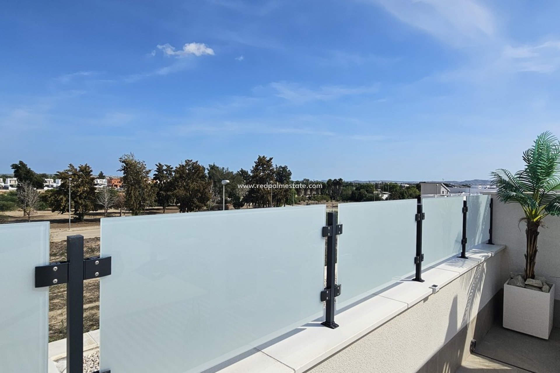 Videresalg - Villa -
Dolores - Sector 4