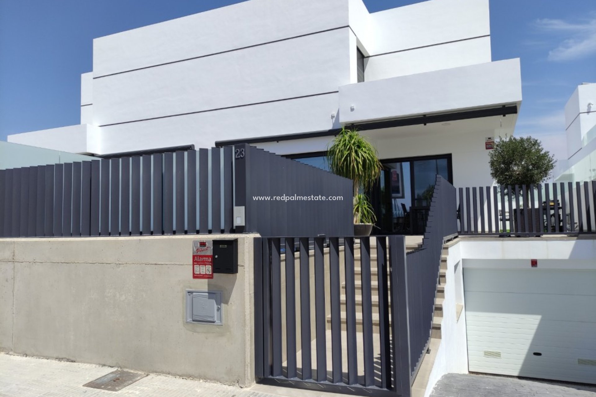 Videresalg - Villa -
Dolores