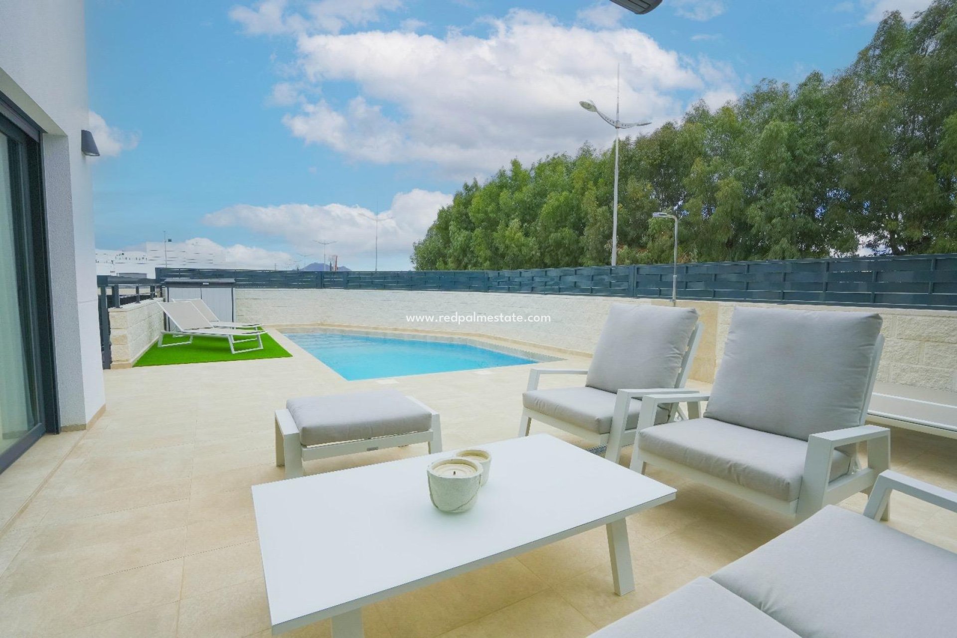 Videresalg - Villa -
Dolores