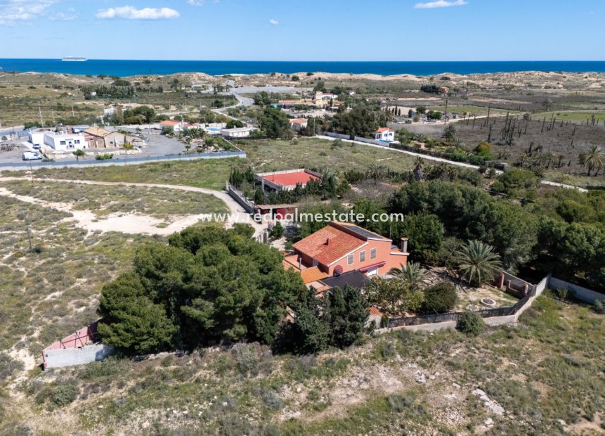 Videresalg - Villa -
El Altet - San Francisco de Asis