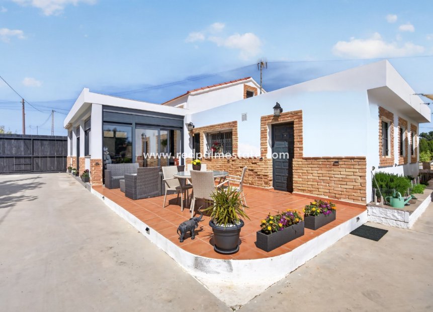 Videresalg - Villa -
El Altet - San Francisco de Asis