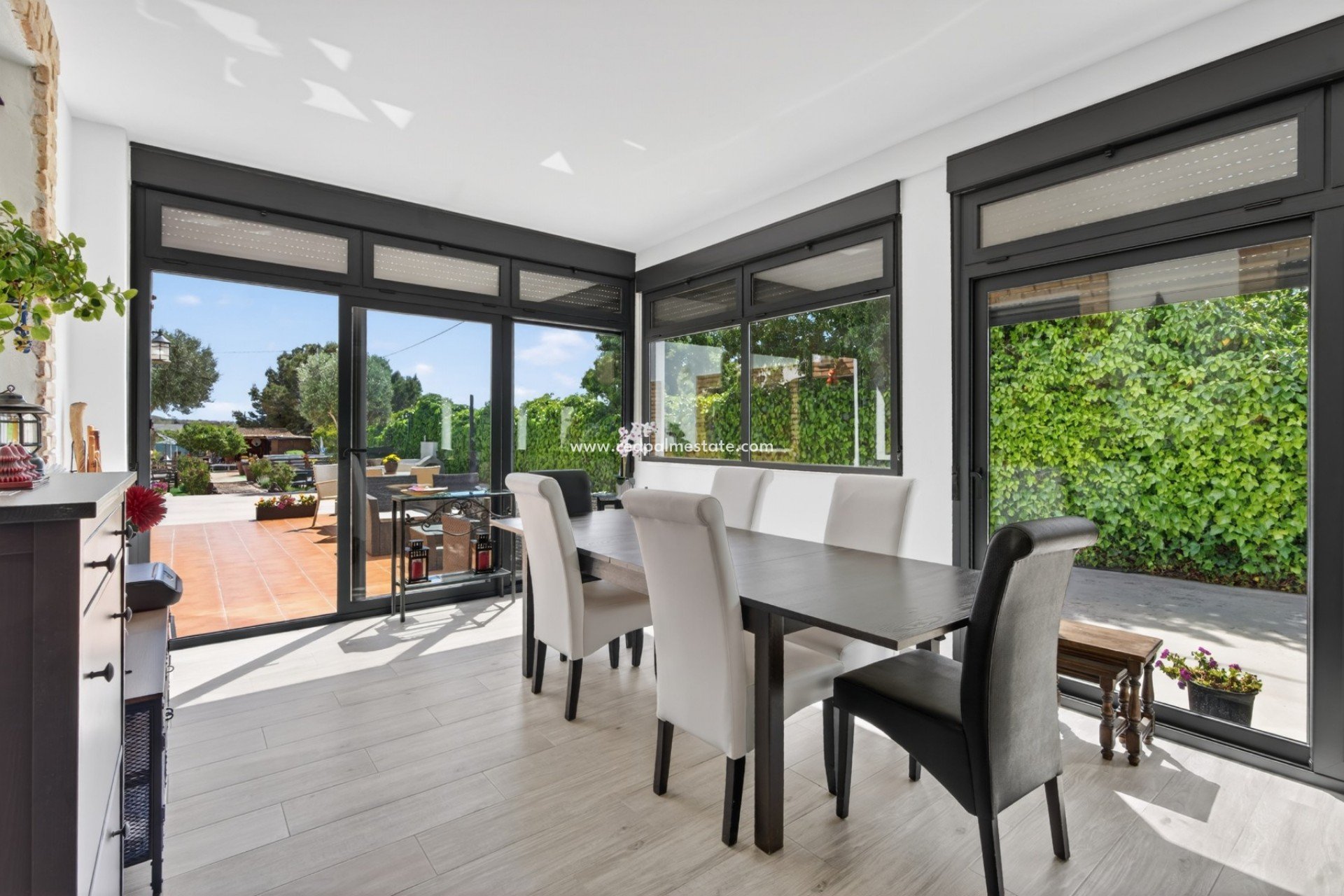 Videresalg - Villa -
El Altet - San Francisco de Asis