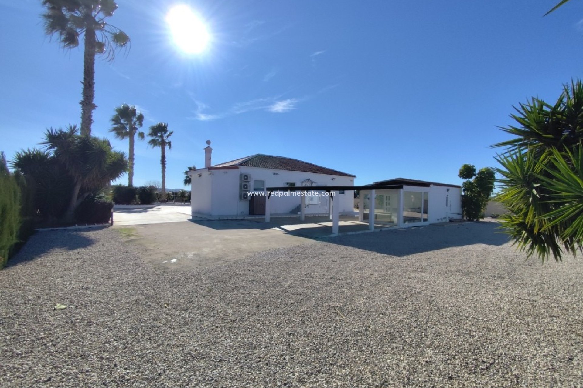 Videresalg - Villa -
El Mudamiento