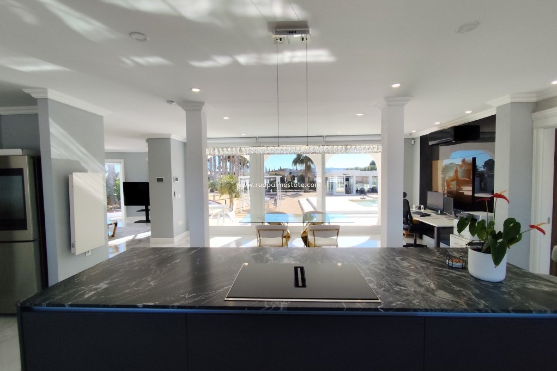 Videresalg - Villa -
El Mudamiento