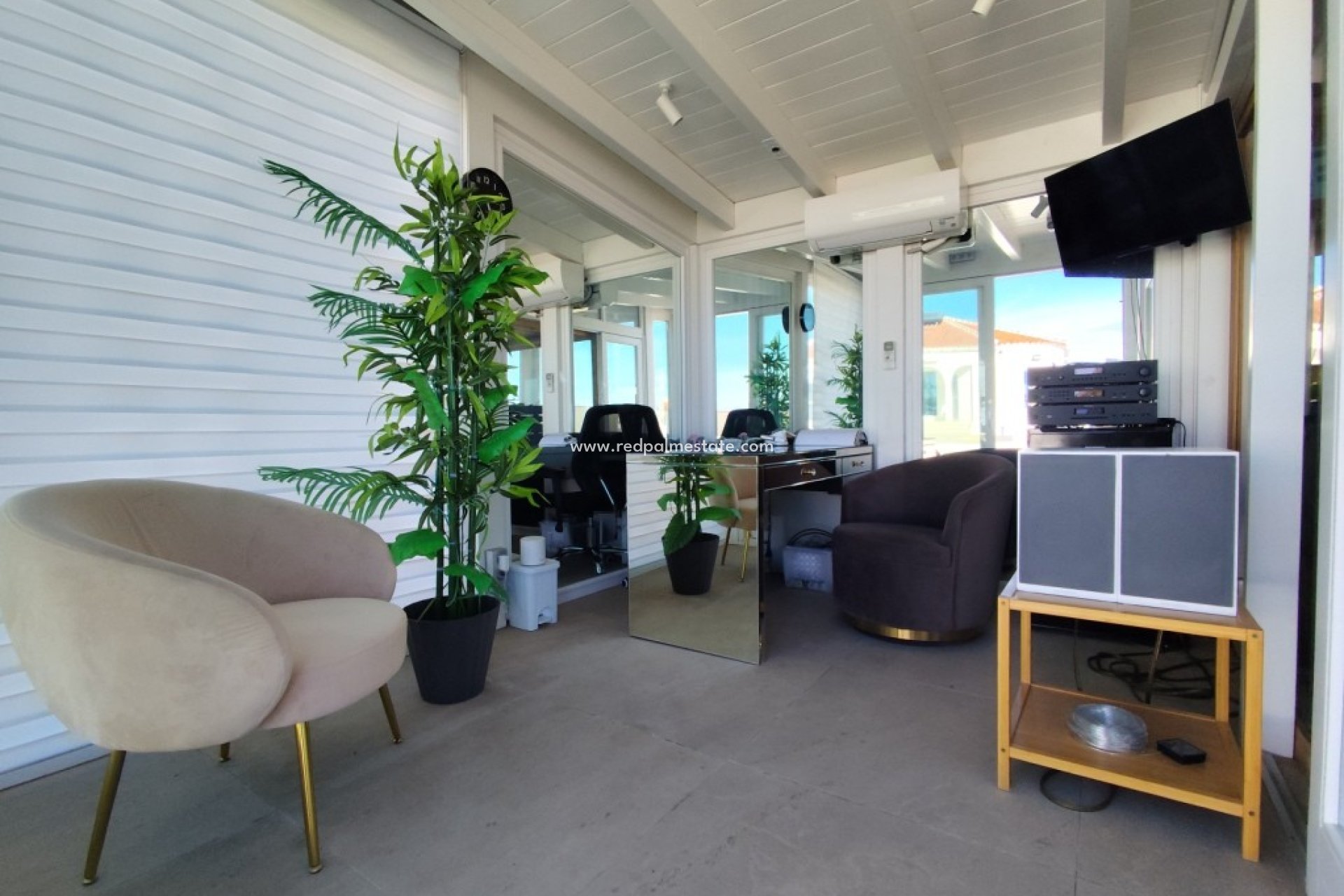 Videresalg - Villa -
El Mudamiento