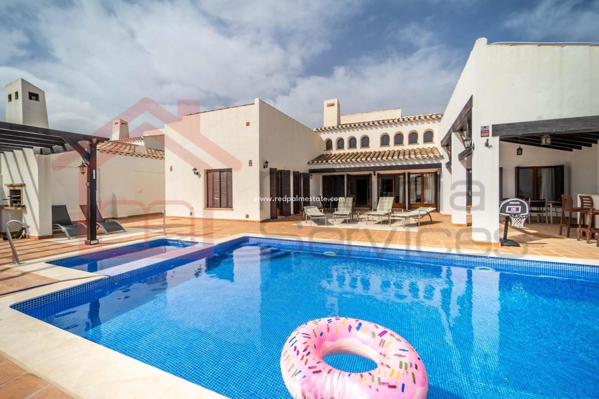 Videresalg - Villa -
El Valle Golf Resort - Inland