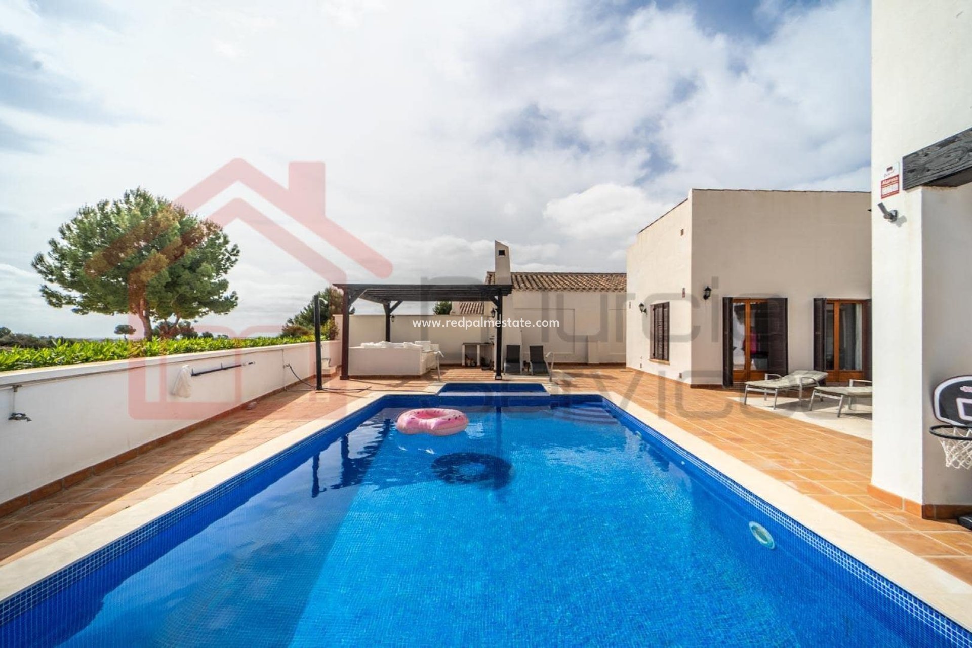 Videresalg - Villa -
El Valle Golf Resort - Inland