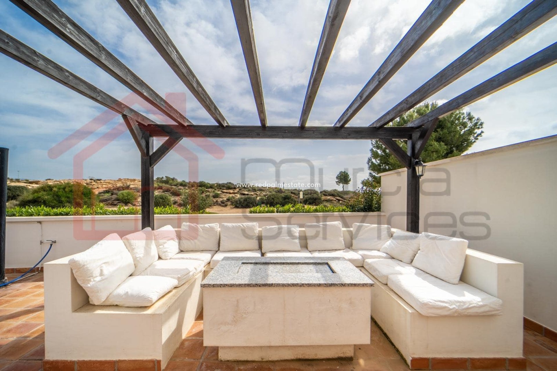 Videresalg - Villa -
El Valle Golf Resort - Inland