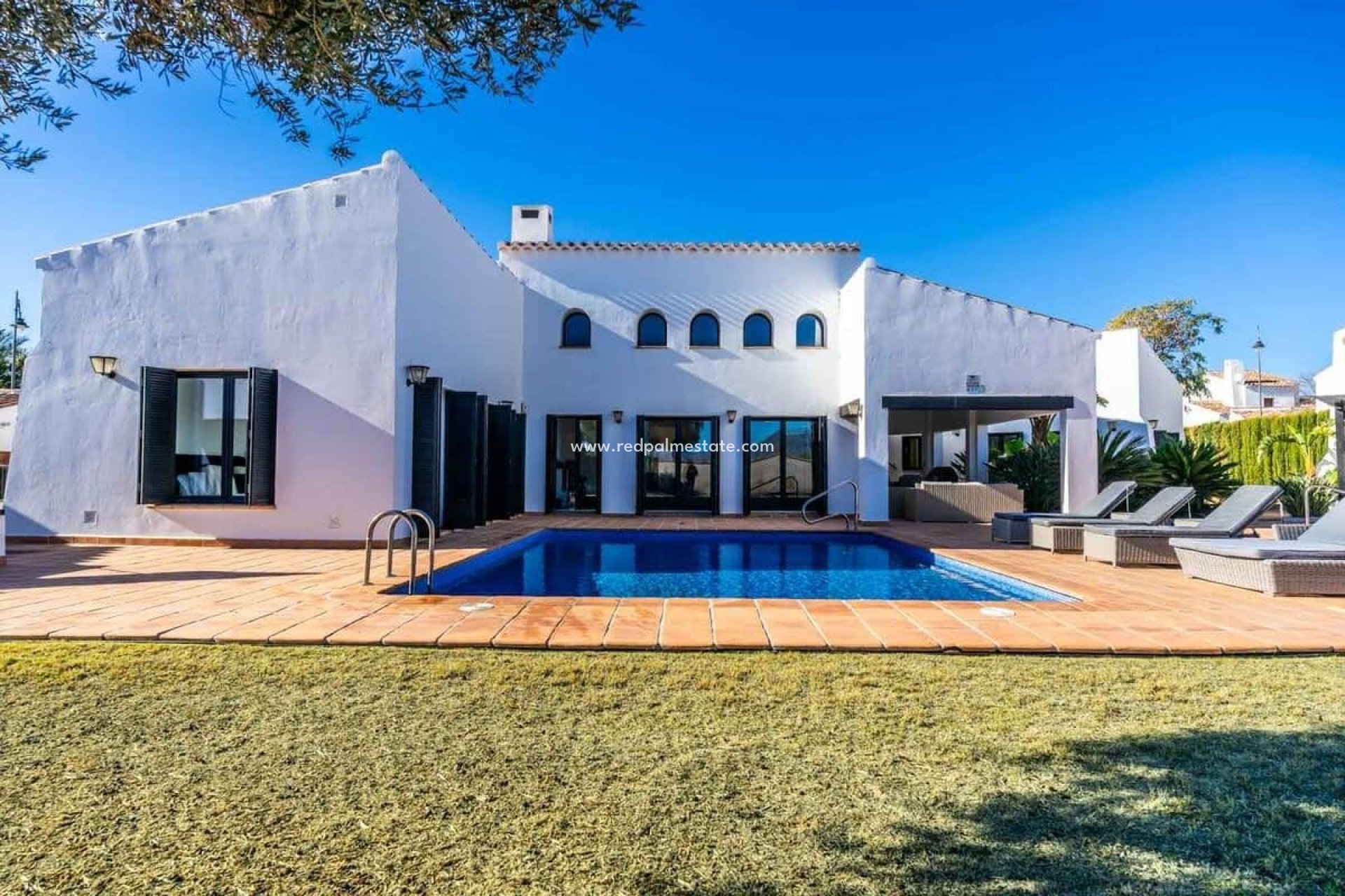 Videresalg - Villa -
El Valle Golf Resort - Inland