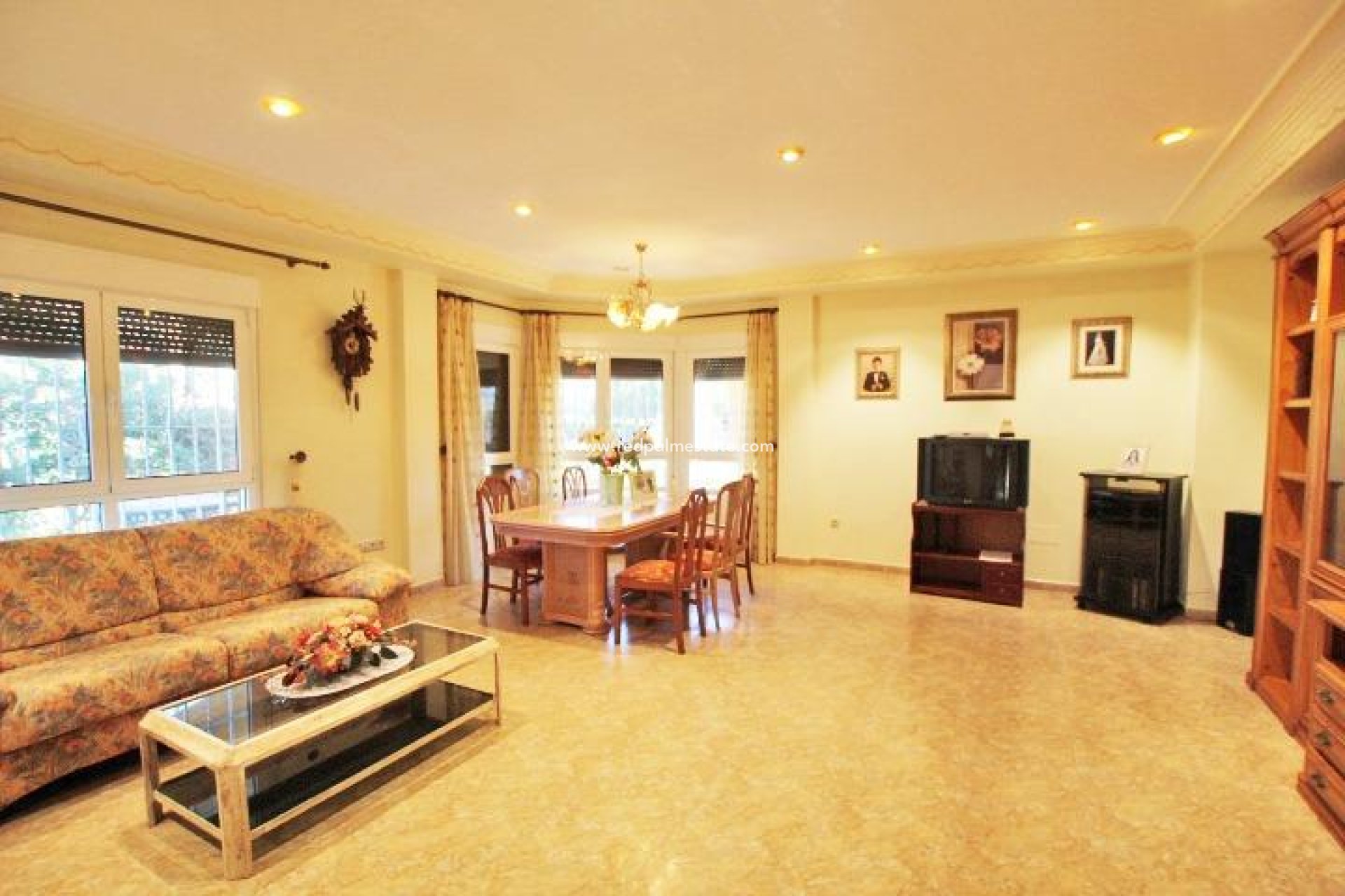 Videresalg - Villa -
Elche - Altabix