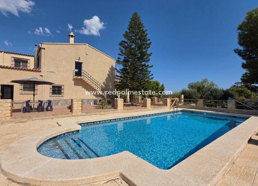 Videresalg - Villa -
Elche - Costa Blanca