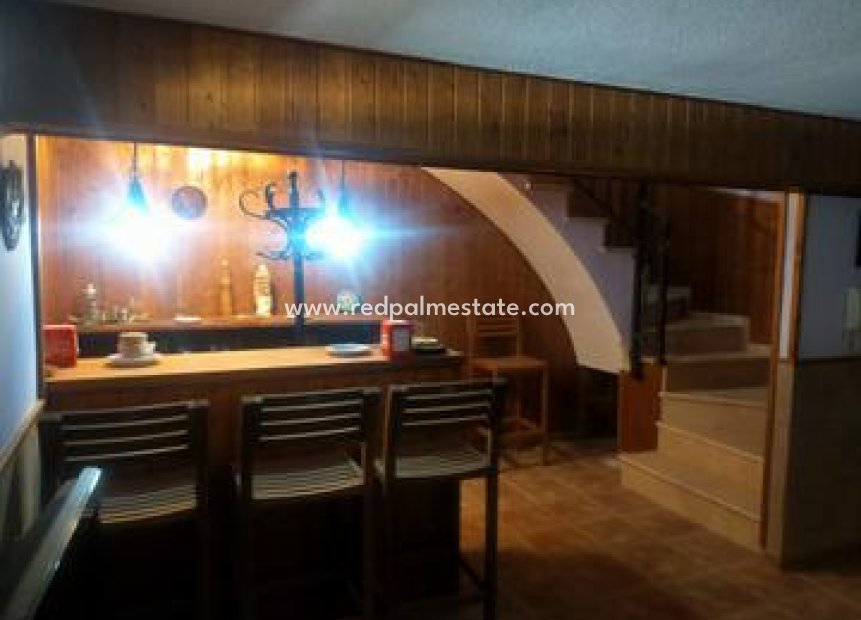 Videresalg - Villa -
Elche - Costa Blanca