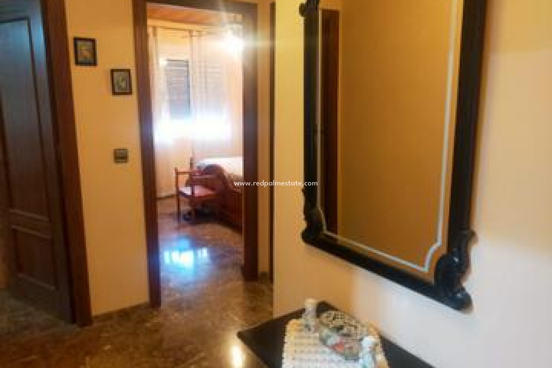 Videresalg - Villa -
Elche - Costa Blanca