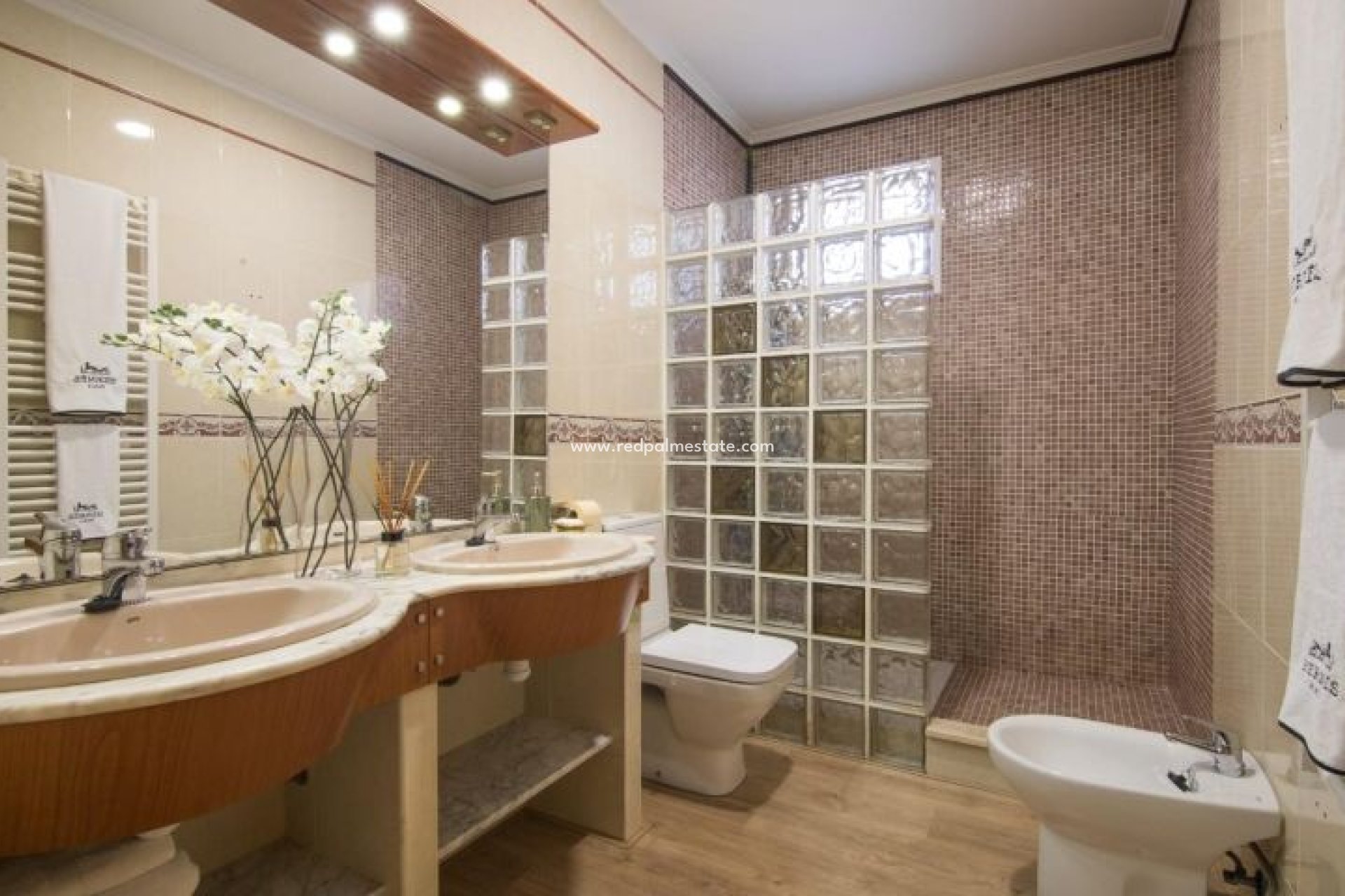 Videresalg - Villa -
Elche - Costa Blanca