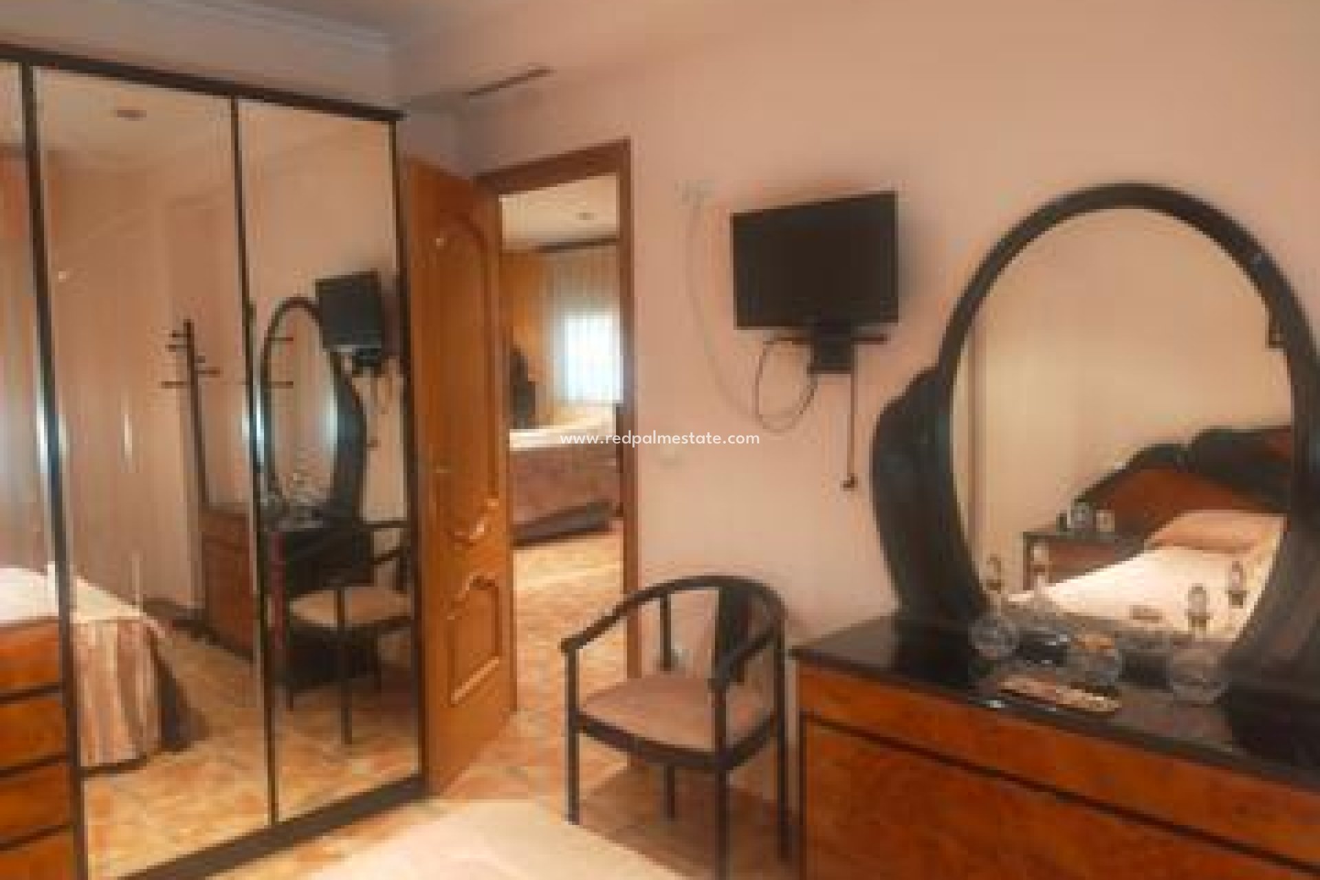 Videresalg - Villa -
Elche - Costa Blanca