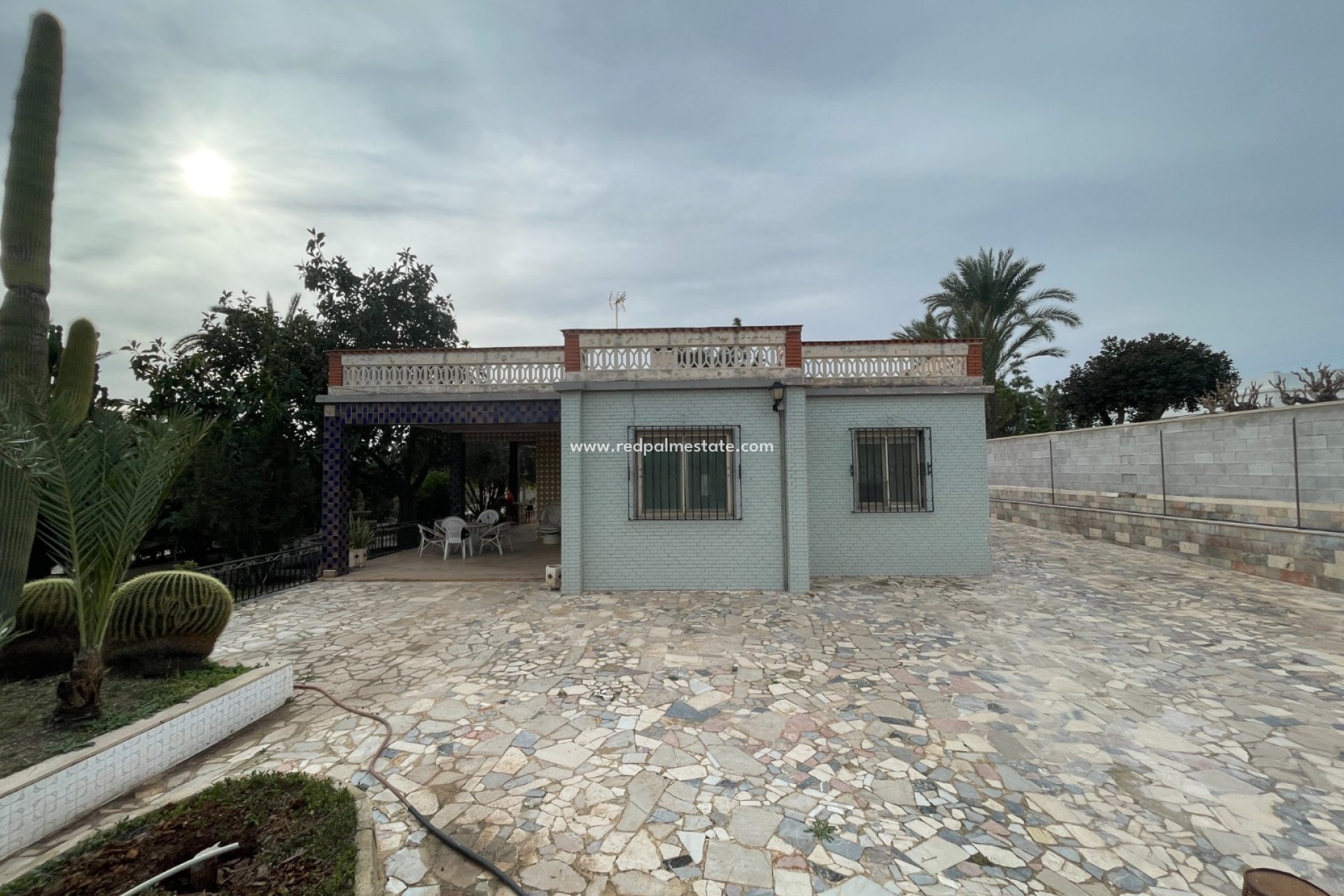 Videresalg - Villa -
Elche - Costa Blanca