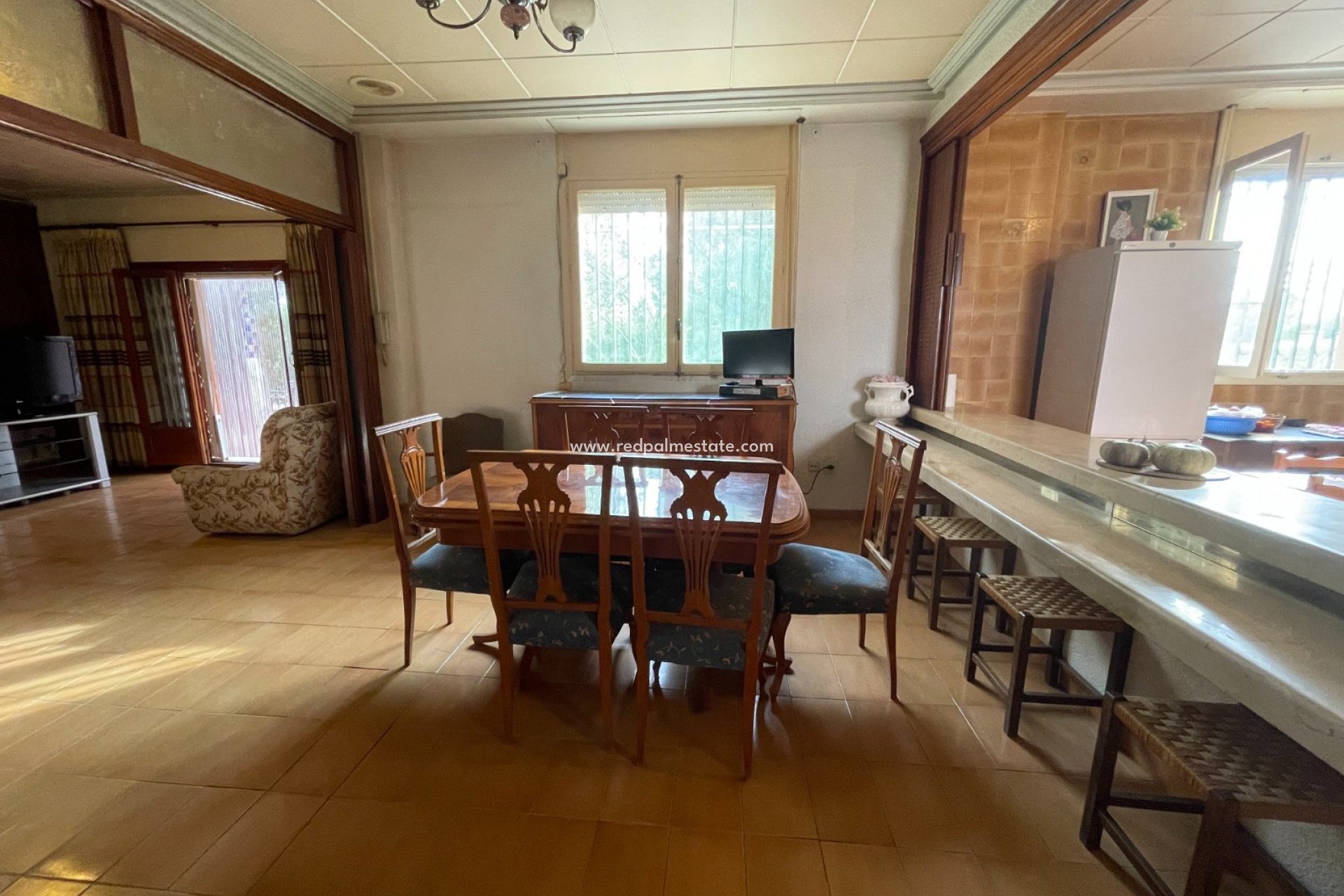 Videresalg - Villa -
Elche - Costa Blanca