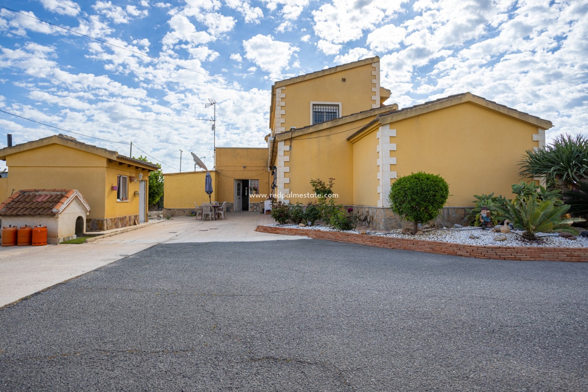 Videresalg - Villa -
Elche - Costa Blanca