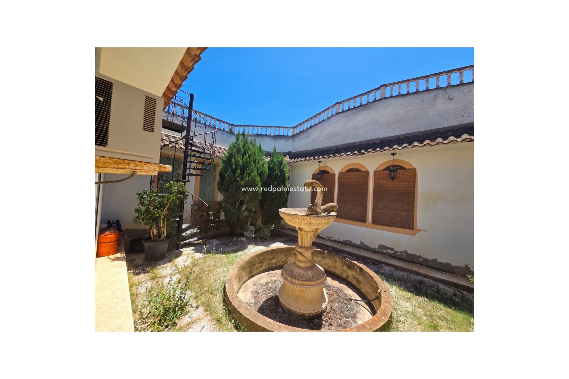 Videresalg - Villa -
Elche - Costa Blanca