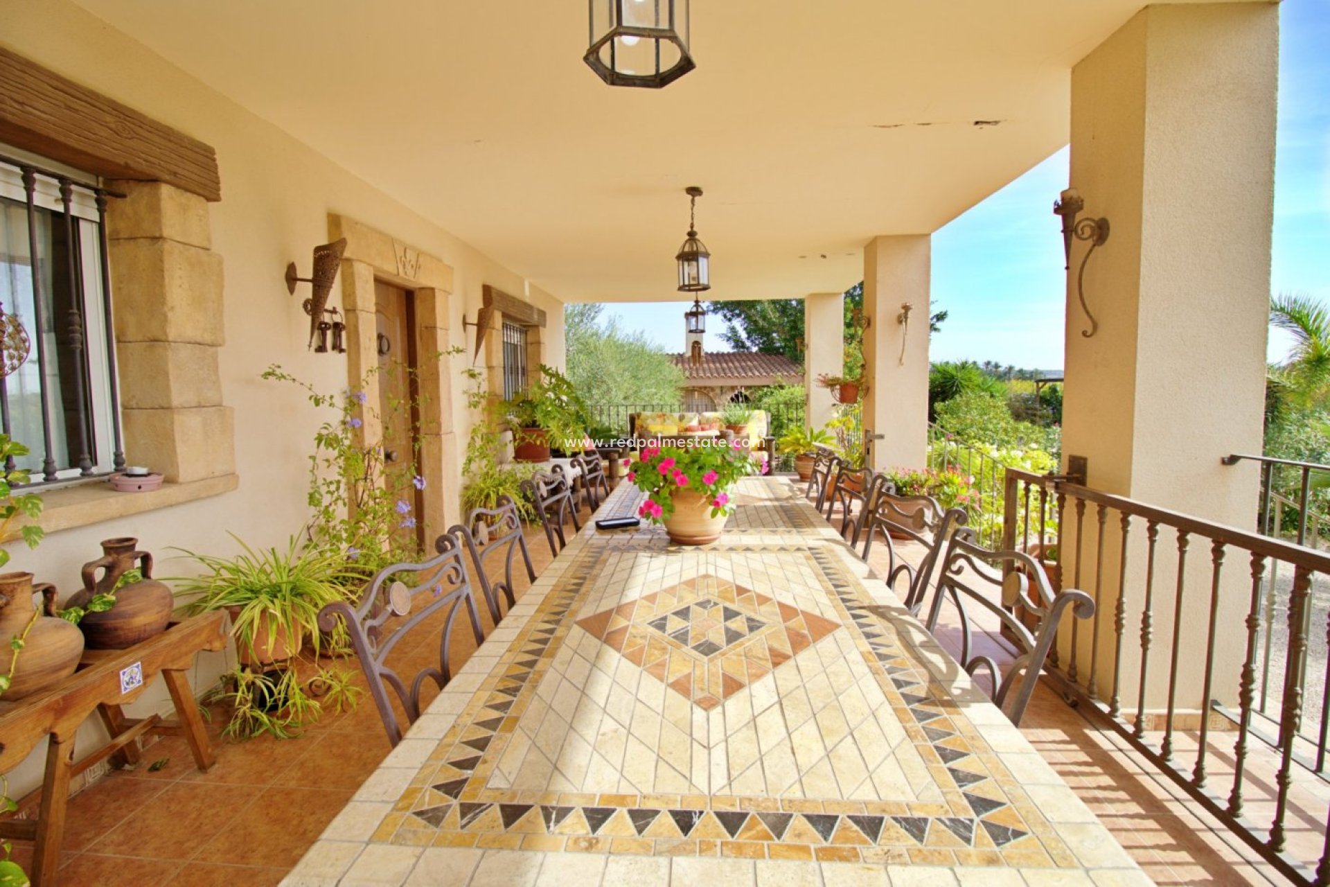 Videresalg - Villa -
Elche - Valverde