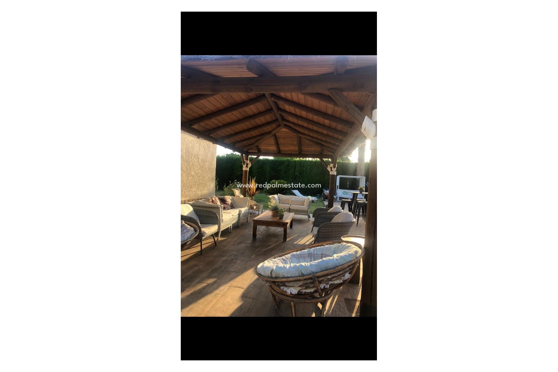 Videresalg - Villa -
Elda - Inland