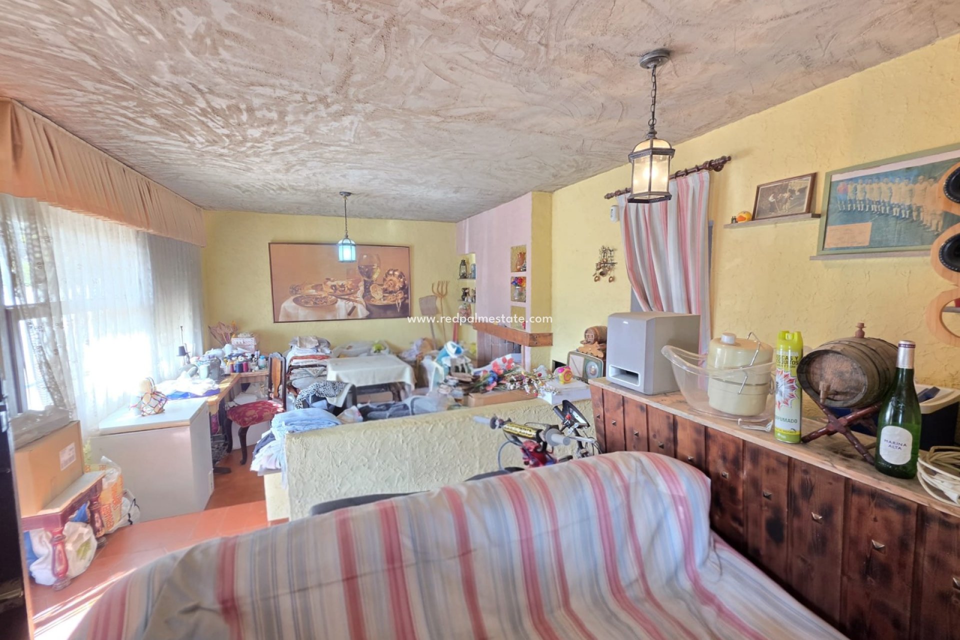 Videresalg - Villa -
Elda - Inland