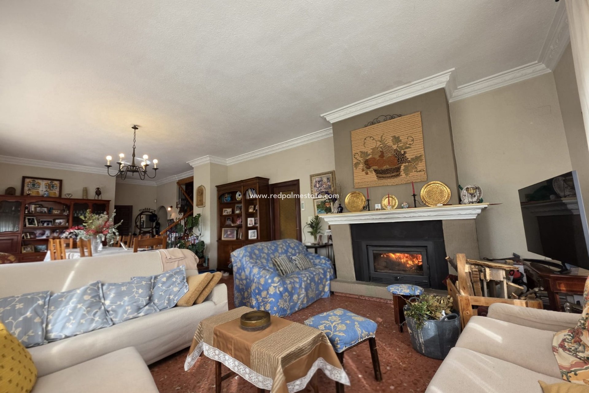 Videresalg - Villa -
Elda - Inland