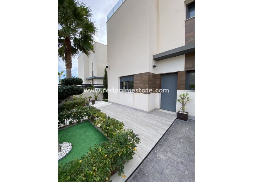 Videresalg - Villa -
Finestrat - Costa Blanca