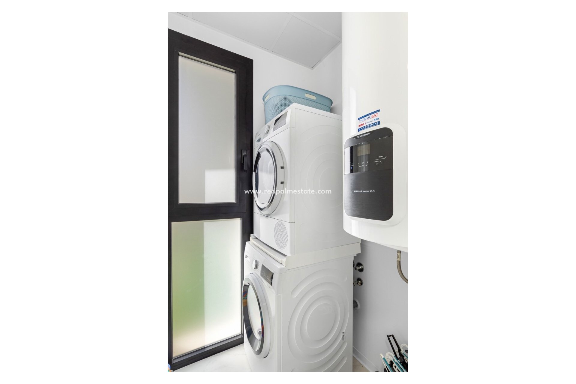 Videresalg - Villa -
Finestrat - Sierra Cortina