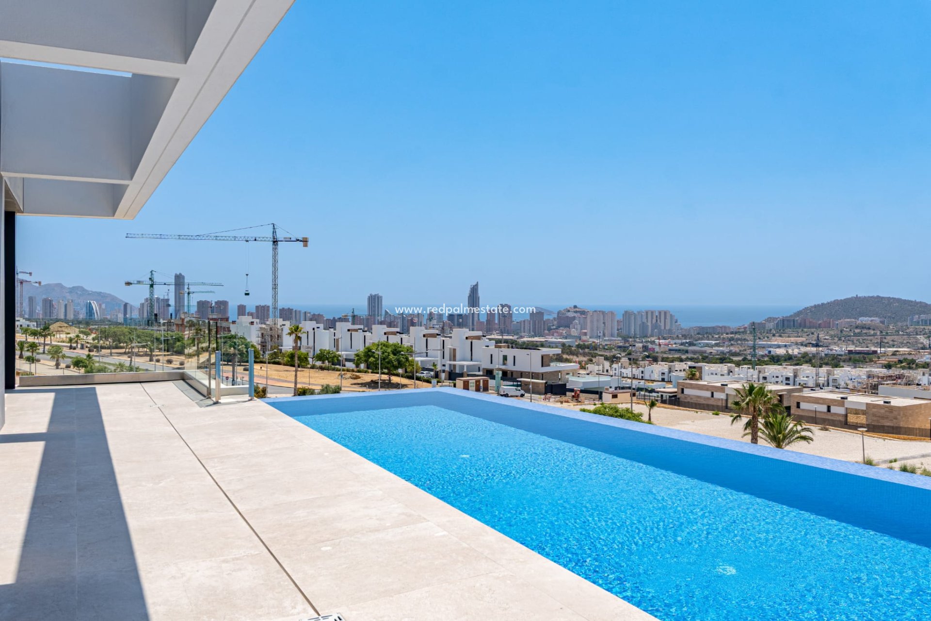 Videresalg - Villa -
Finestrat