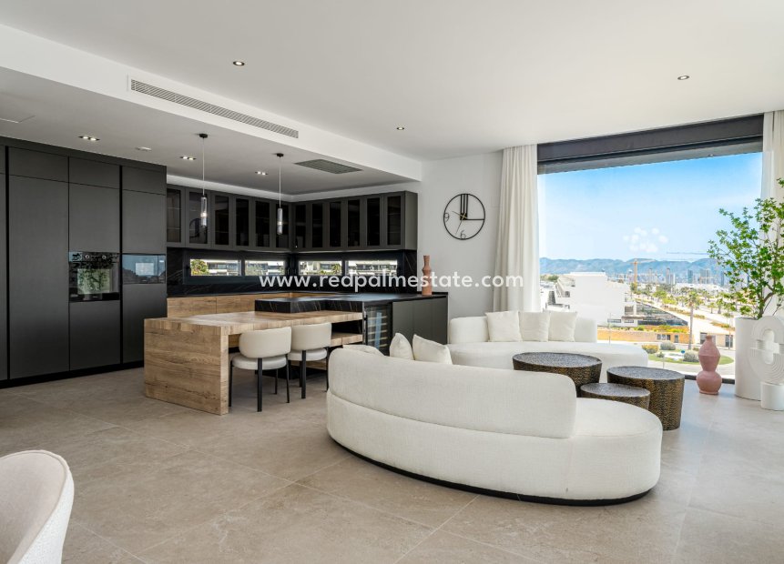 Videresalg - Villa -
Finestrat