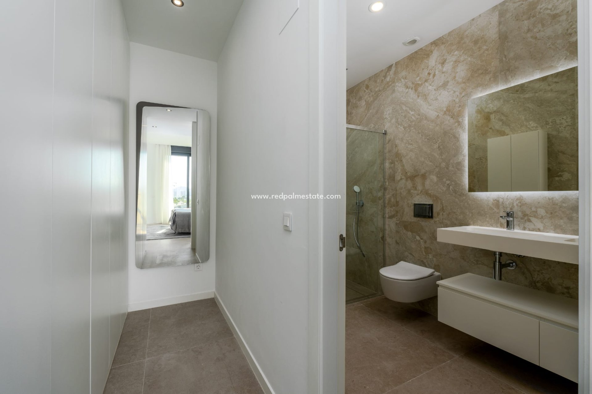 Videresalg - Villa -
Finestrat