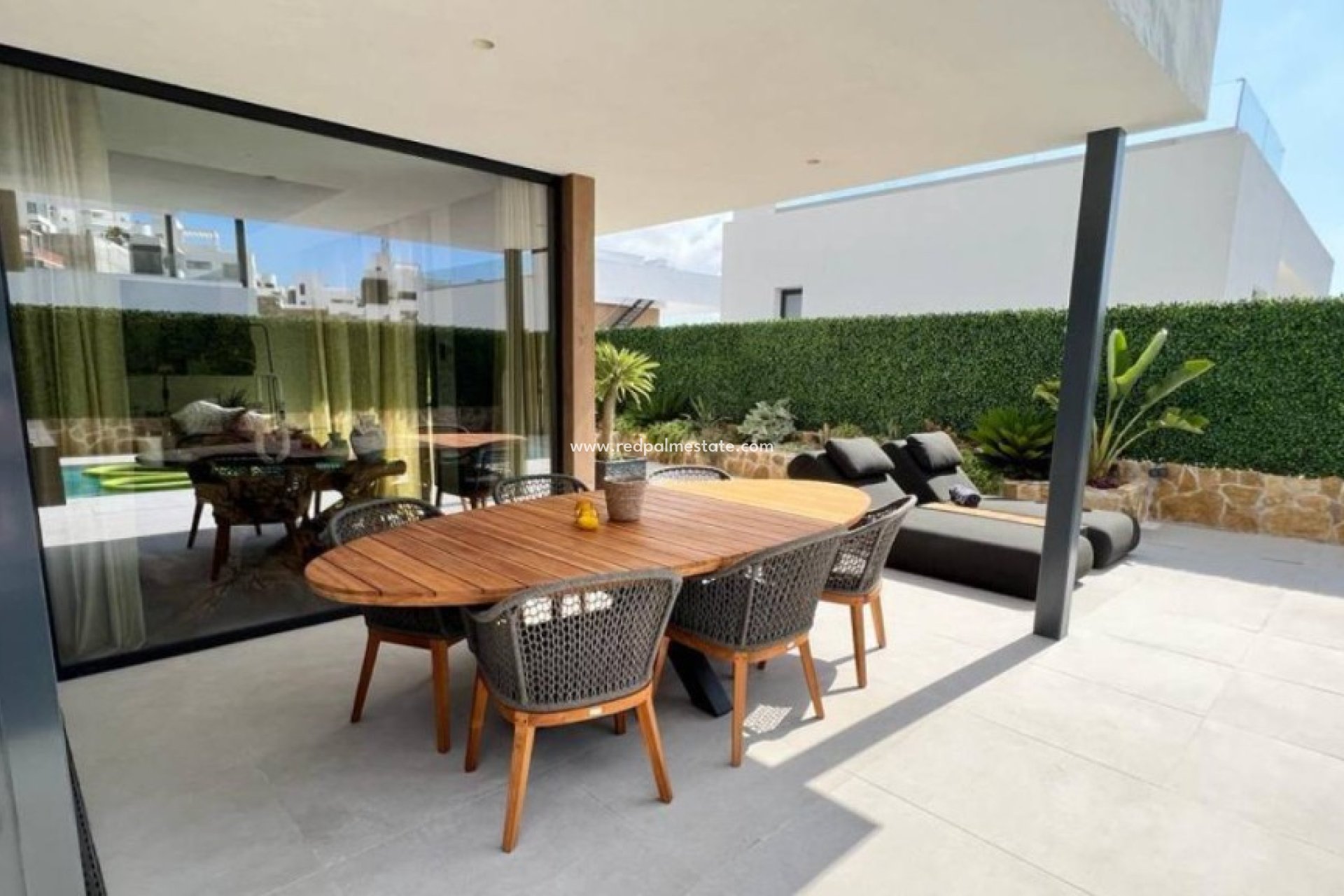 Videresalg - Villa -
Finestrat