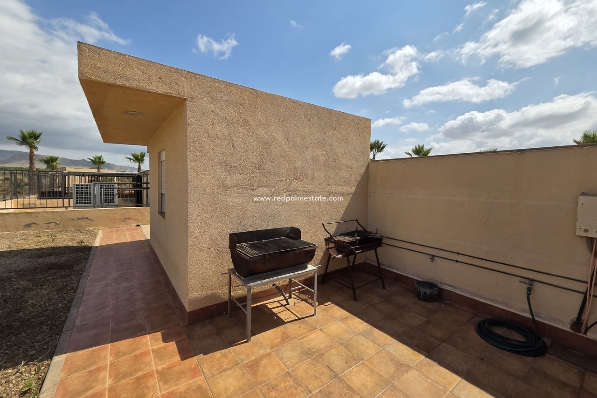 Videresalg - Villa -
Fuente Álamo - Inland