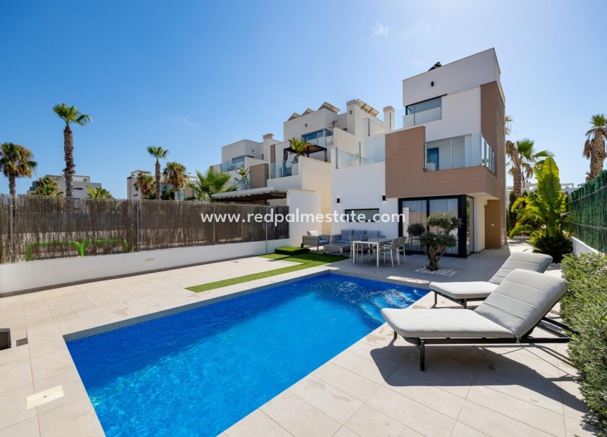 Videresalg - Villa -
Guardamar del Segura - El Raso