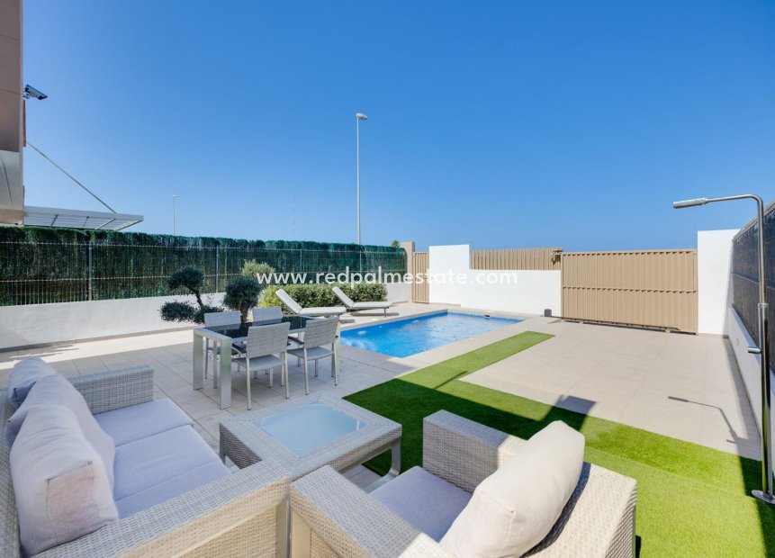 Videresalg - Villa -
Guardamar del Segura - El Raso