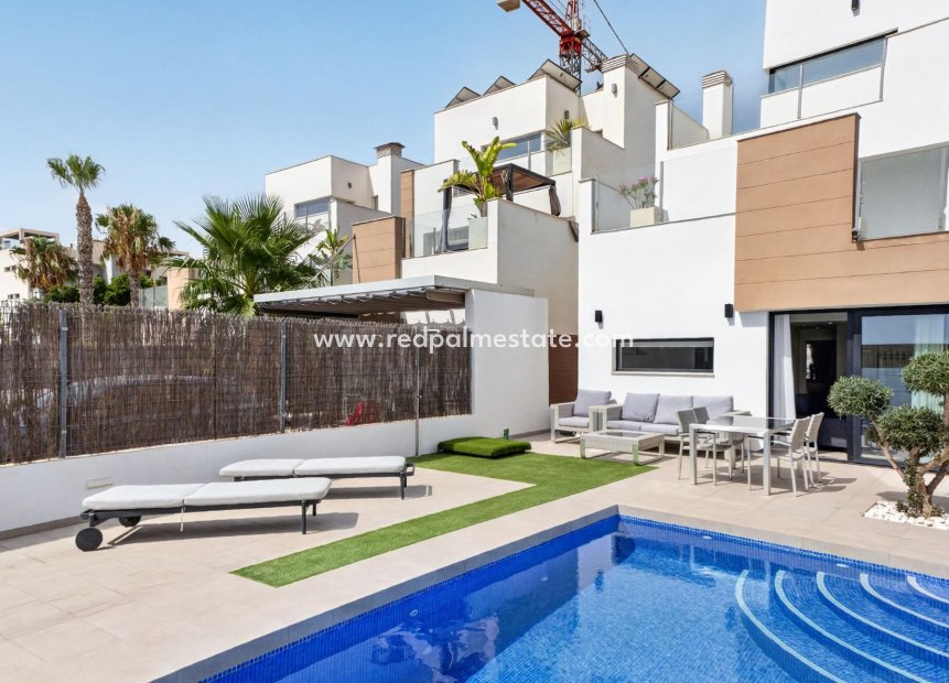 Videresalg - Villa -
Guardamar del Segura - El Raso