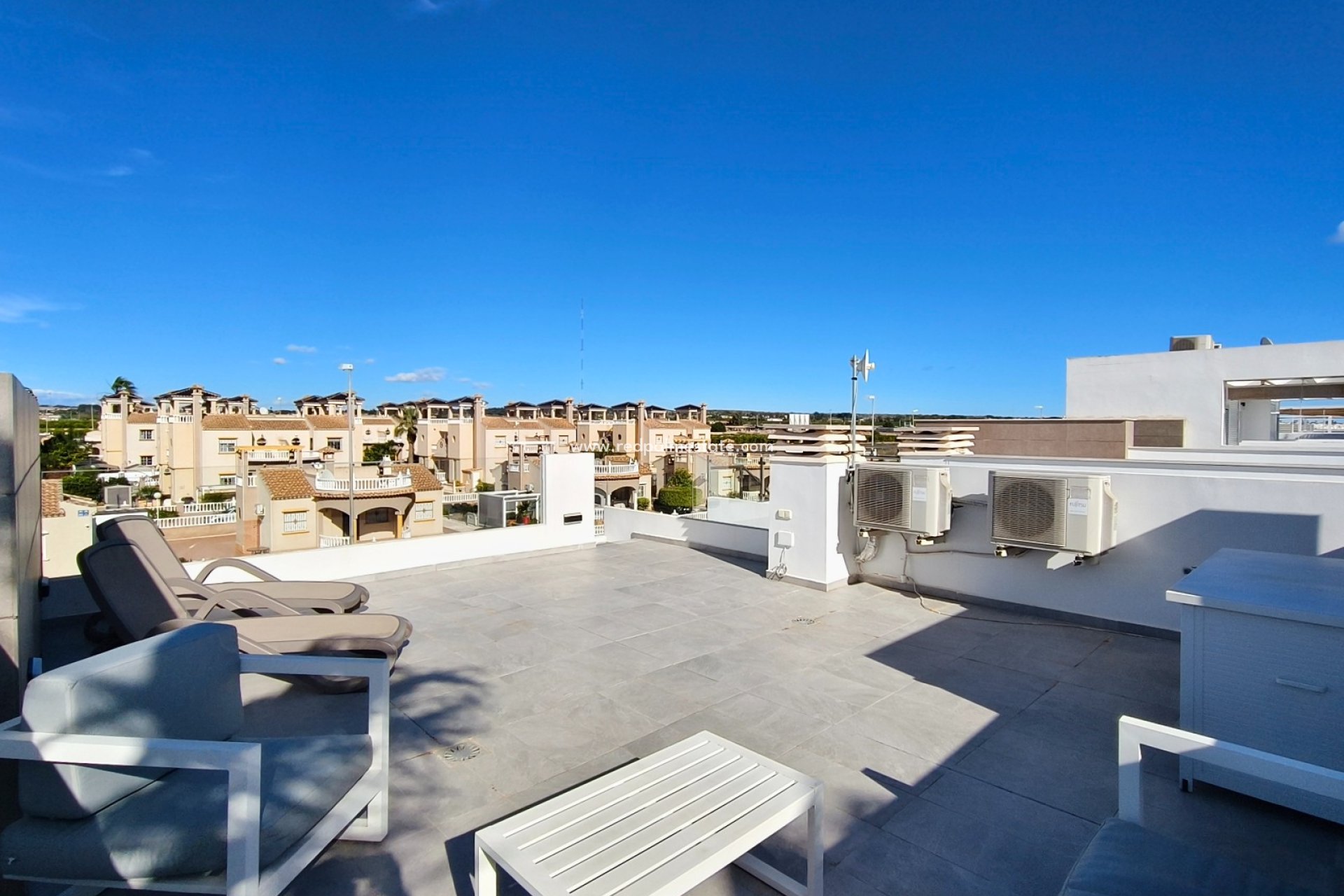 Videresalg - Villa -
Guardamar del Segura - El Raso